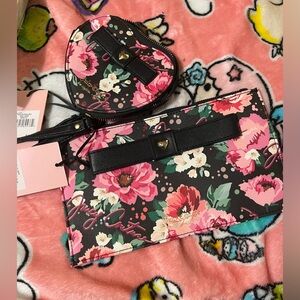 New Juicy Couture Wristlets